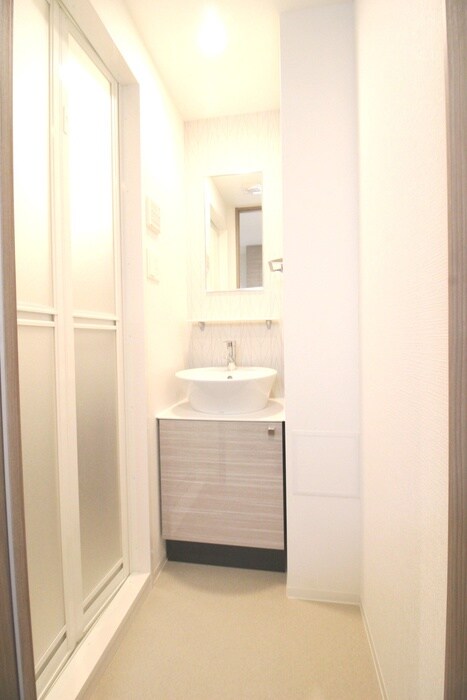 物件内観写真9　(洗面)