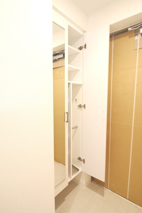 物件内観写真18　(靴箱)