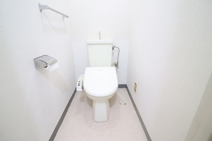 物件内観写真12　(トイレ)