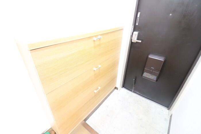 物件内観写真18　(靴箱)