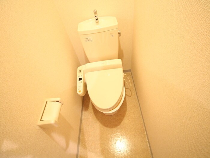 物件内観写真16　(トイレ)