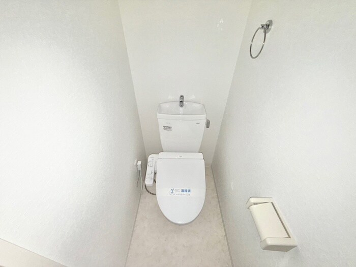 物件内観写真15　(トイレ)