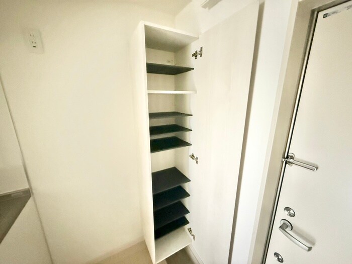 物件内観写真17　(靴箱)