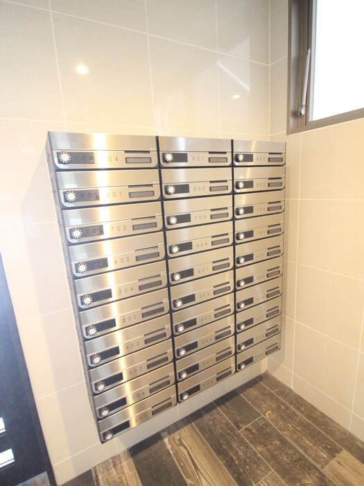 物件外観写真4　(建物設備)