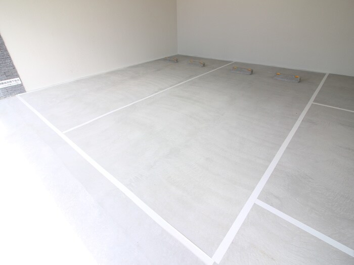 物件外観写真5　(駐車場)