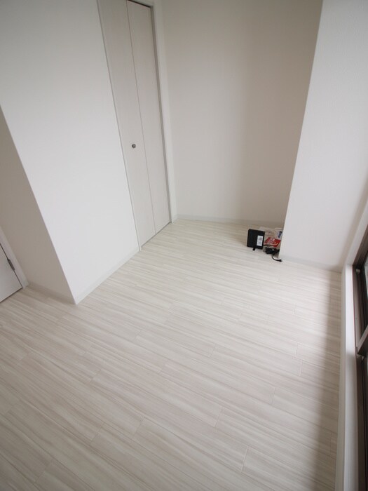 物件内観写真18　(居室)