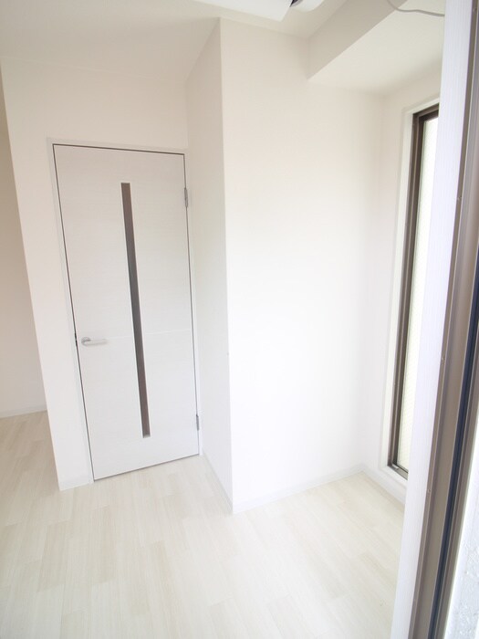 物件内観写真19　(居室)