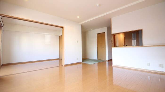 物件内観写真9　(居室)