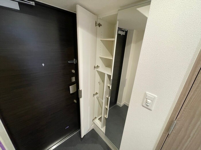 物件内観写真18　(靴箱)