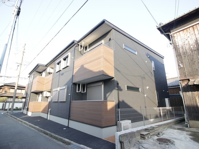 物件外観写真1　(外観写真)