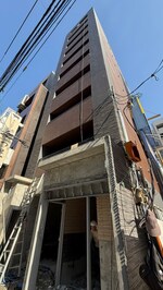 建築中