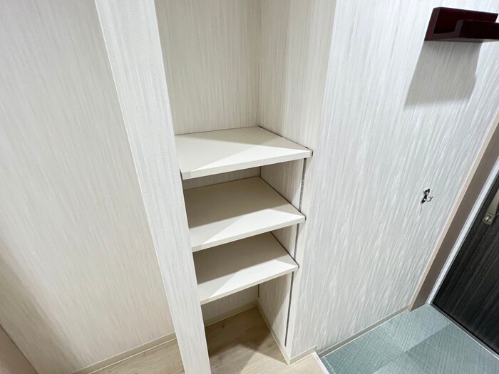 物件内観写真18　(靴箱)