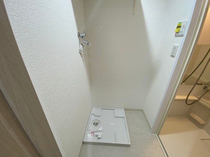 物件内観写真18　(洗濯機置場)