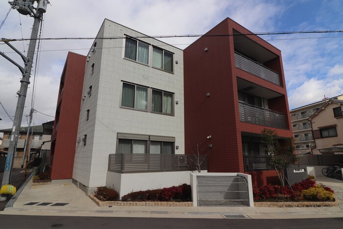 物件外観写真1　(外観写真)