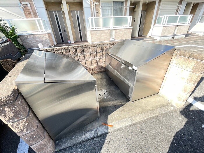 物件外観写真6　(建物設備)