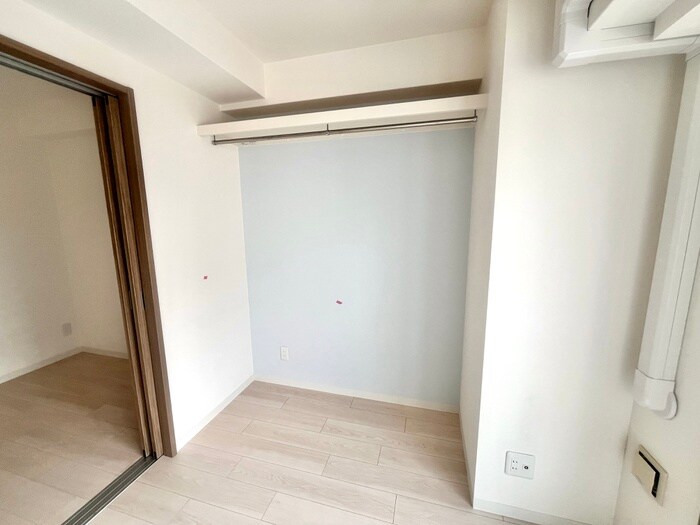 物件内観写真18　(収納)