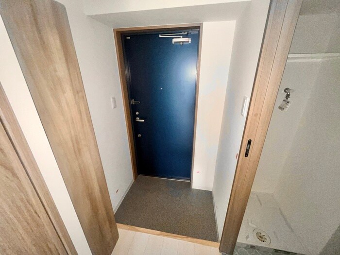 物件内観写真19　(玄関)