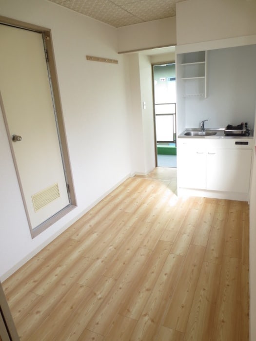 物件内観写真4　(居室)