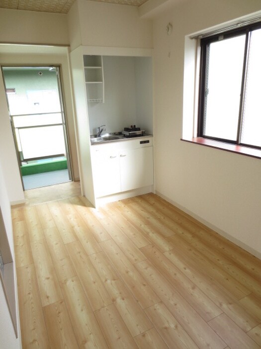 物件内観写真8　(内観写真)