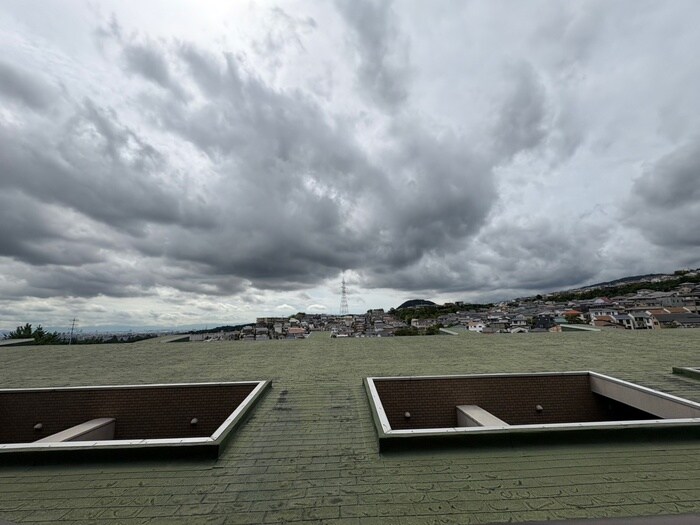 物件内観写真17　(室内からの展望)