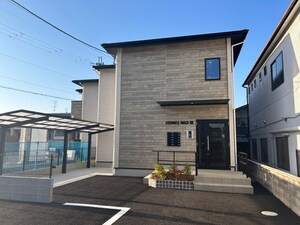 ホームズネオ桂外観写真