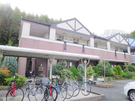 グリ－ンピア中川Ⅰ号館外観写真