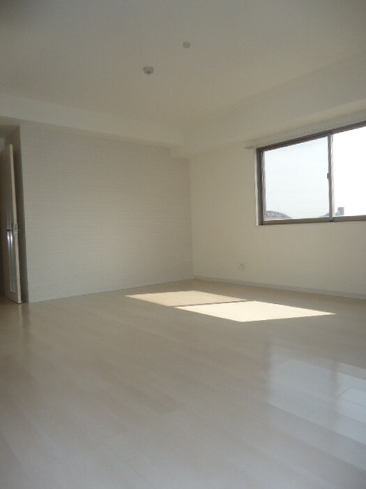 物件内観写真11　(居室)