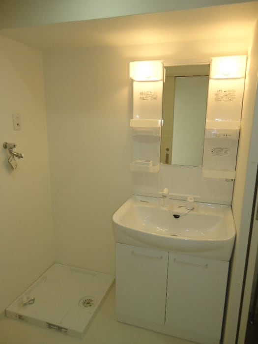 物件内観写真16　(洗面)
