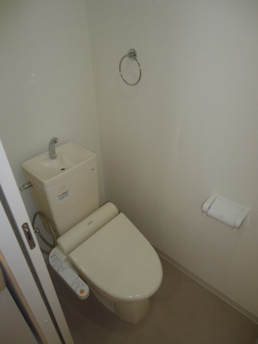 物件内観写真17　(トイレ)