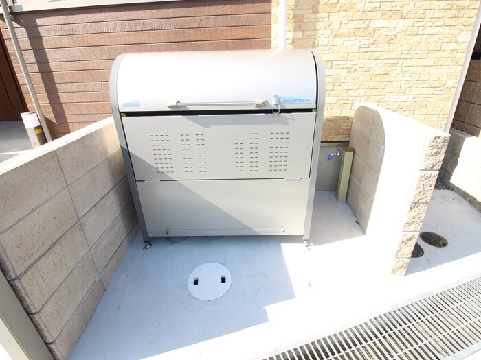 物件外観写真3　(建物設備)