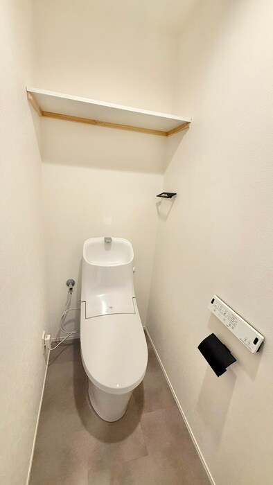 物件内観写真14　(トイレ)