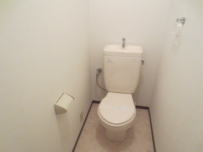 物件内観写真9　(トイレ)