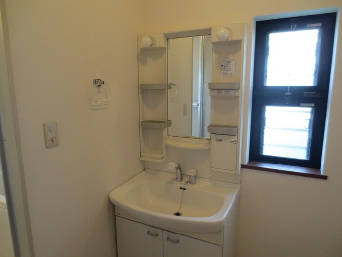 物件内観写真10　(洗面)