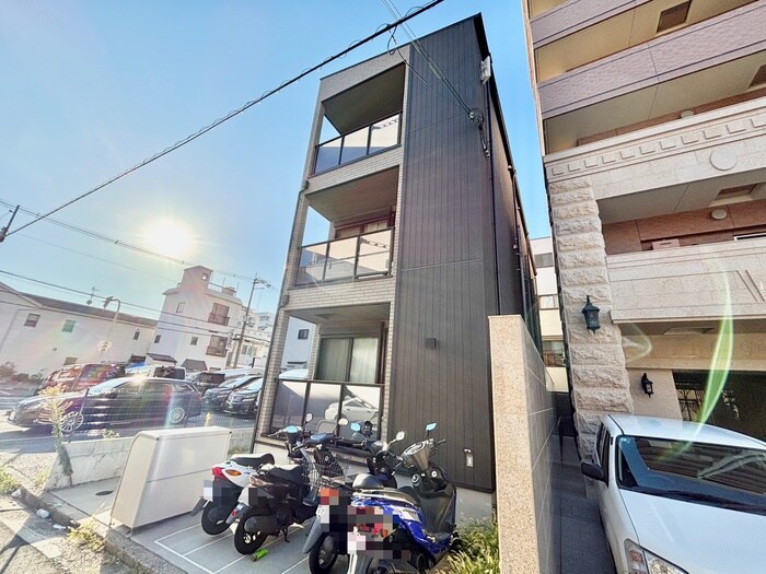 物件外観写真2　(外観写真)