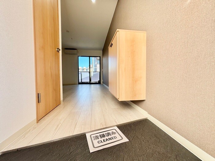 物件内観写真15　(廊下)