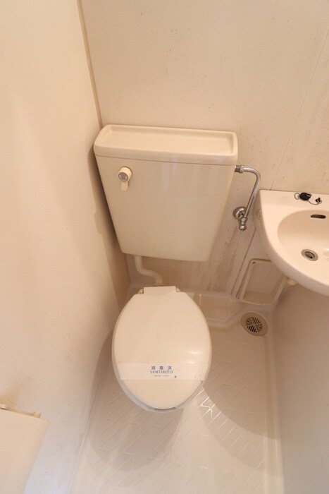 物件内観写真11　(トイレ)