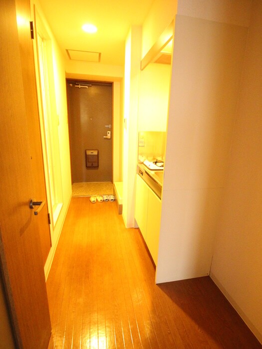 物件内観写真20　(廊下)