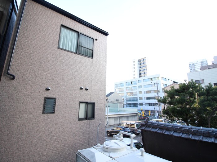 物件内観写真22　(室内からの展望)