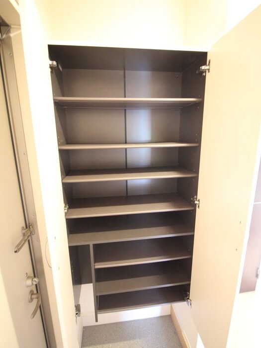 物件内観写真16　(靴箱)