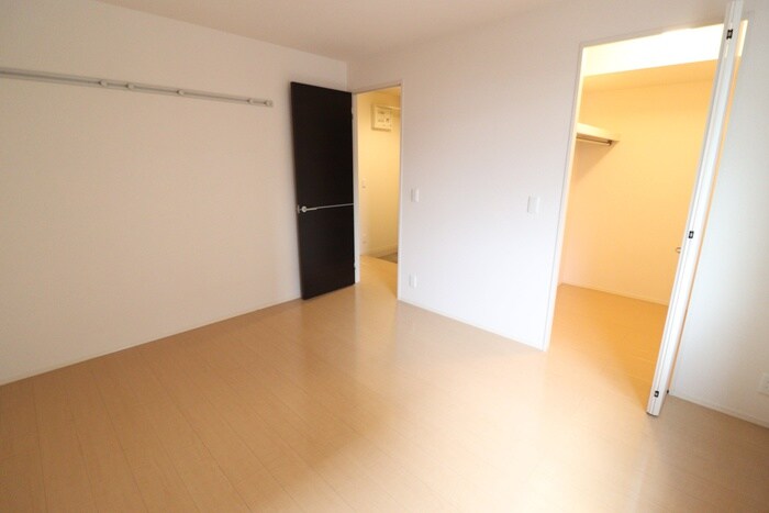 物件内観写真18　(居室)