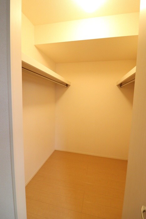 物件内観写真19　(収納)