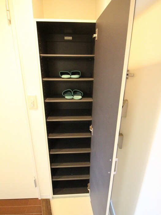 物件内観写真17　(靴箱)