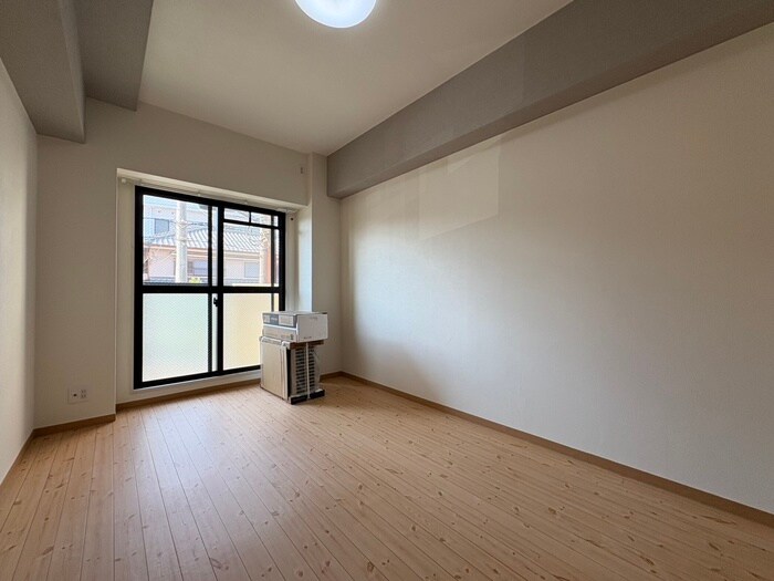 物件内観写真9　(居室)