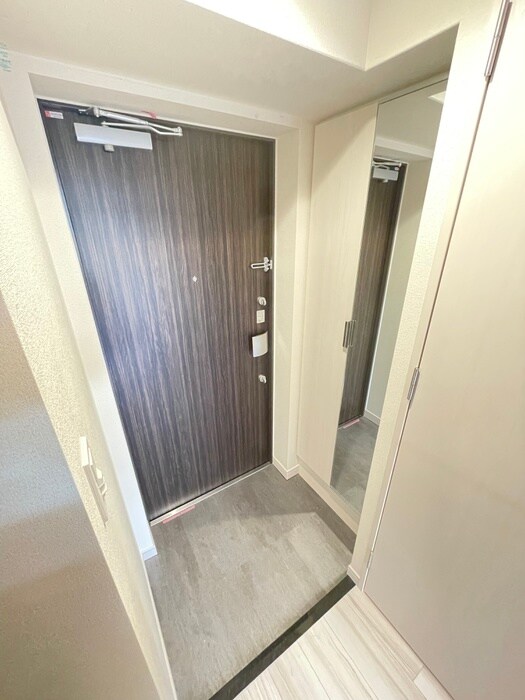 物件内観写真14　(玄関)