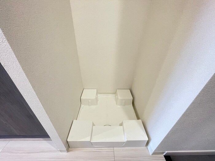 物件内観写真17　(洗濯機置場)