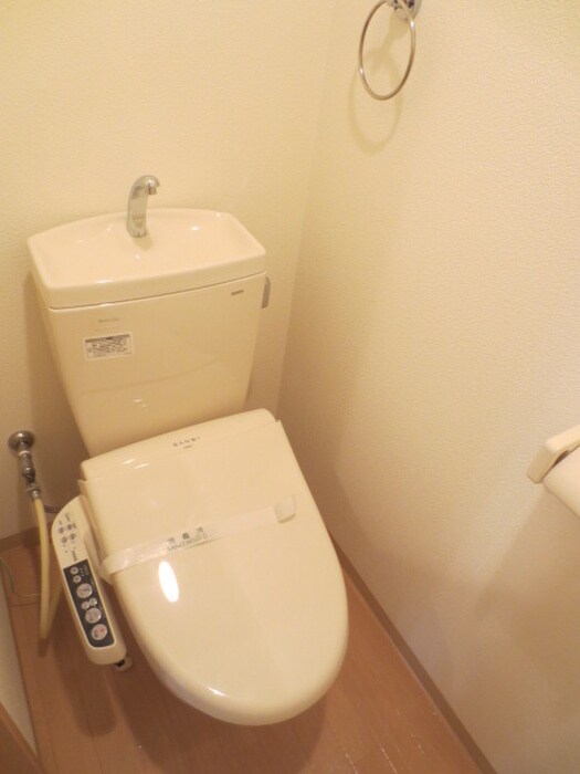 物件内観写真9　(トイレ)