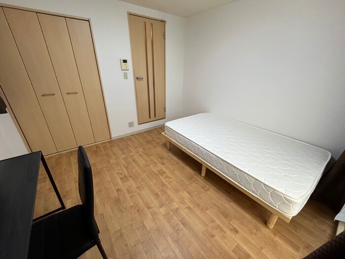 物件内観写真10　(居室)