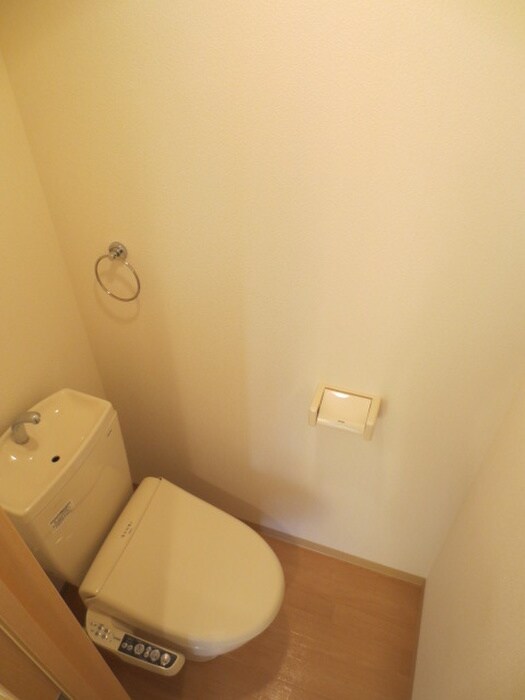 物件内観写真11　(トイレ)