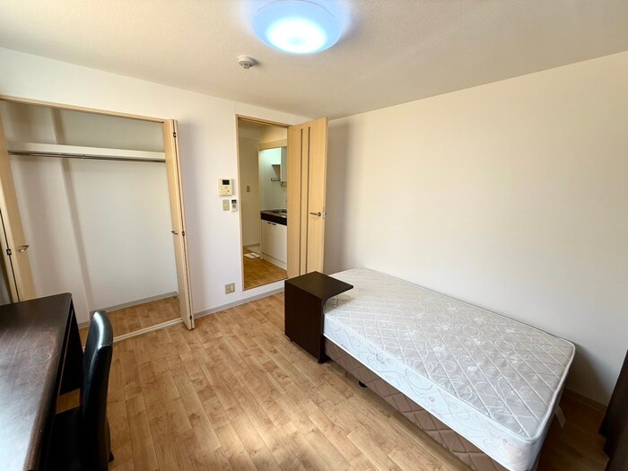 物件内観写真14　(居室)