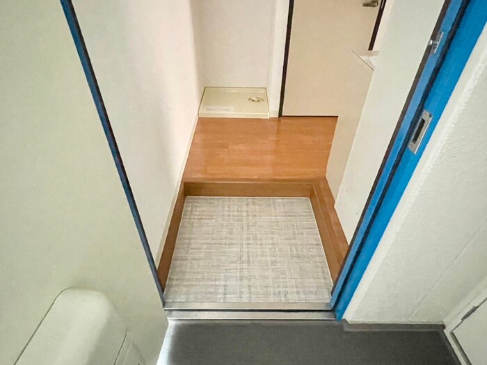 物件内観写真14　(玄関)